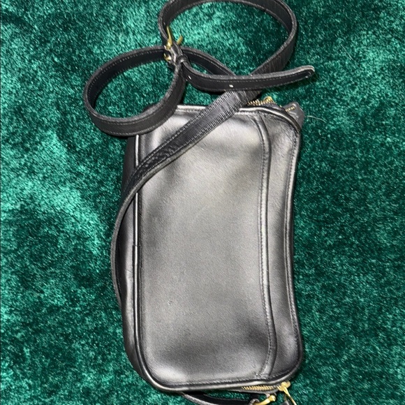 Coach Black Toiletry Bag with Minimalist Elegance - Picture 4 of 4